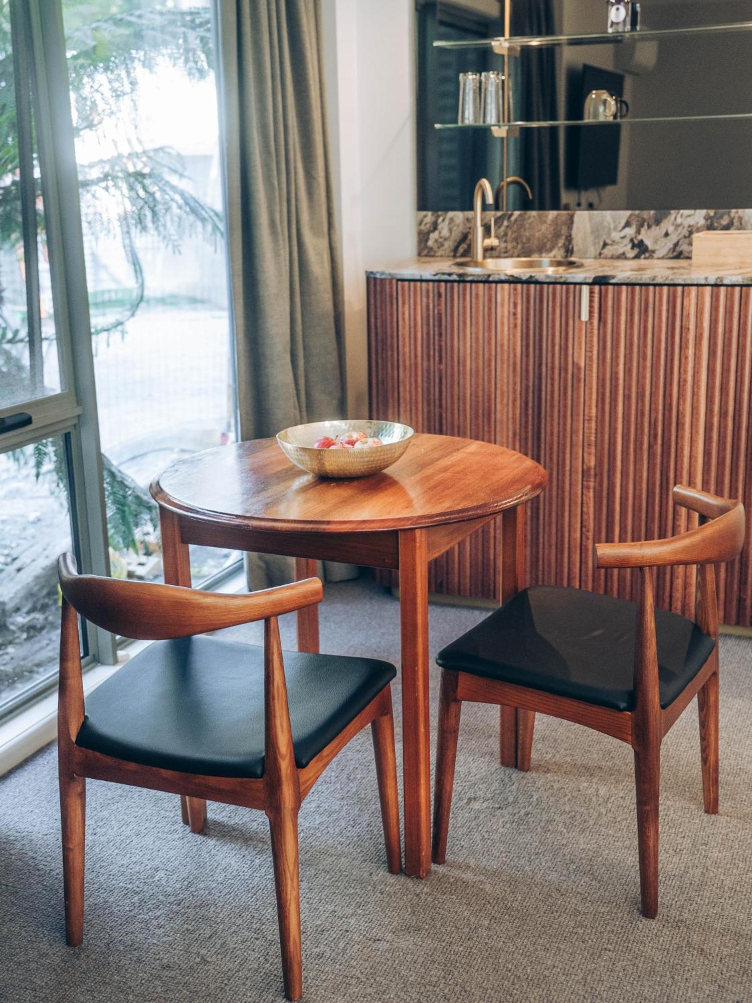 Risby Cove Boutique Hotel Strahan Kültér fotó