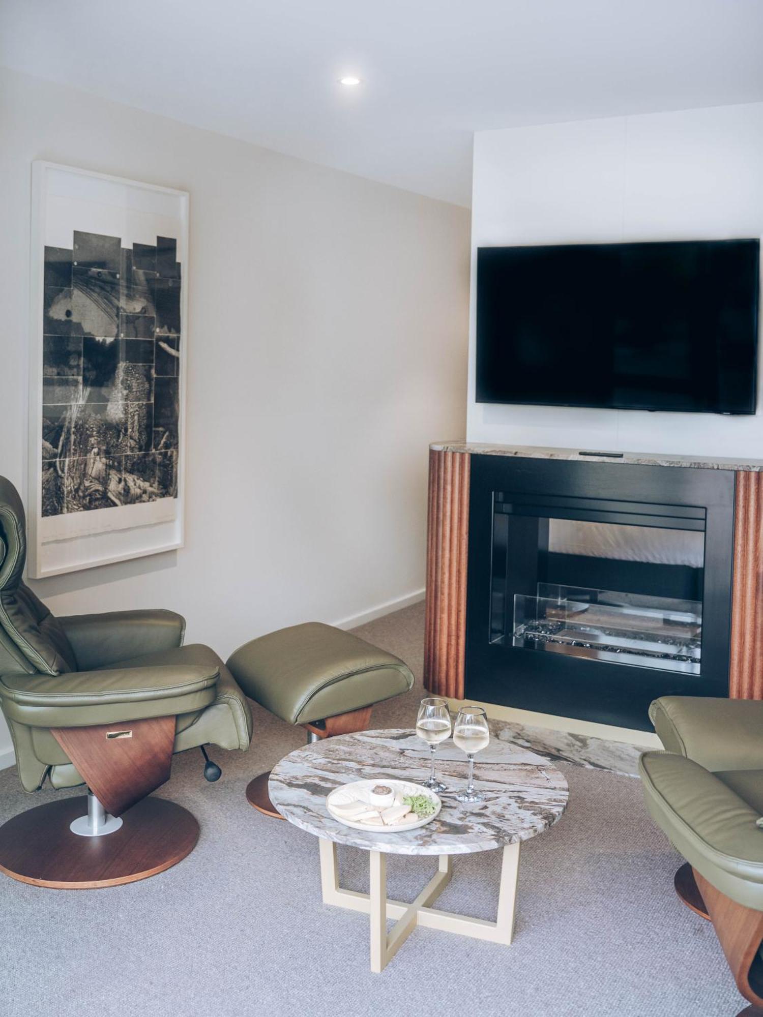 Risby Cove Boutique Hotel Strahan Kültér fotó